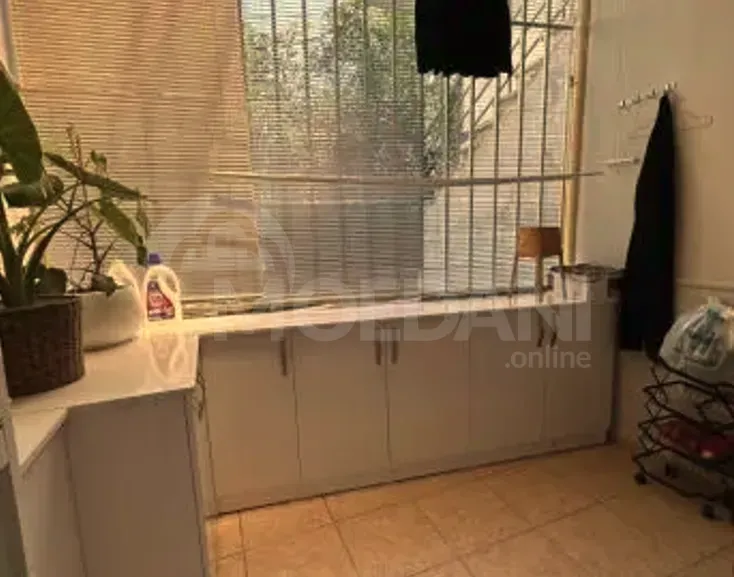 იყიდება 3 ოთახიანი ბინას 100მ² 1/2 სართ თბილისი - photo 11