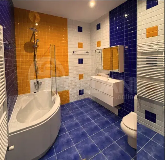 Продам 5-комн. квартиру 235м² 3/11 эт. Тбилиси - изображение 12