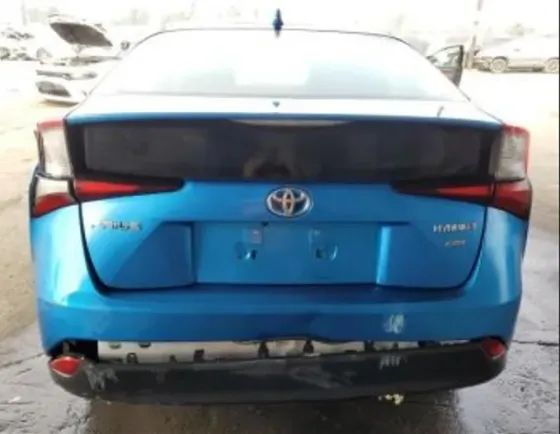 Toyota Prius 2021 Тбилиси