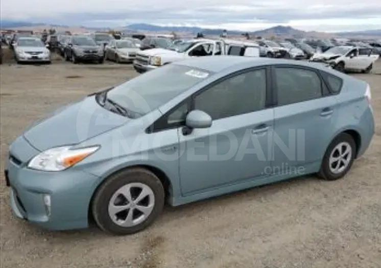 Toyota Prius 1.8L 2015 Тбилиси - изображение 1