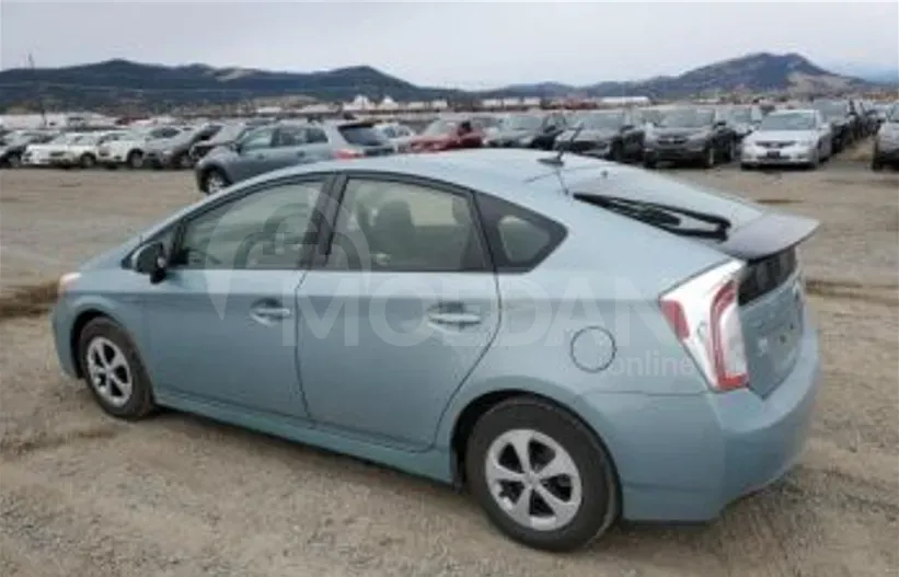 Toyota Prius 1.8L 2015 Тбилиси - изображение 2