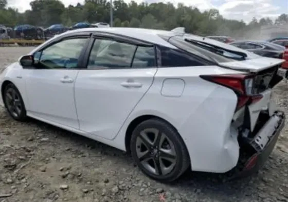 Toyota Prius 2022 Тбилиси