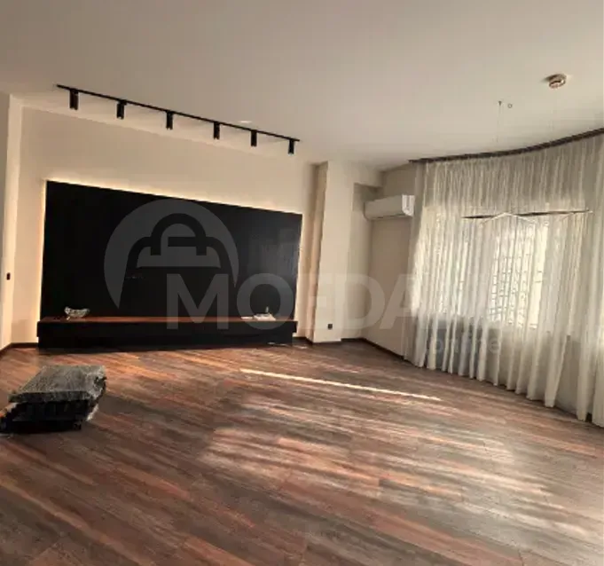 ქირავდება 5 ოთახიანი ბინა 235მ² 3/11 სართ თბილისი - photo 4