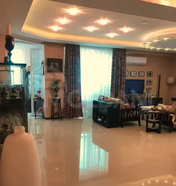 Продам 5-комн. квартиру 247м² 4/14 эт. Тбилиси - изображение 4