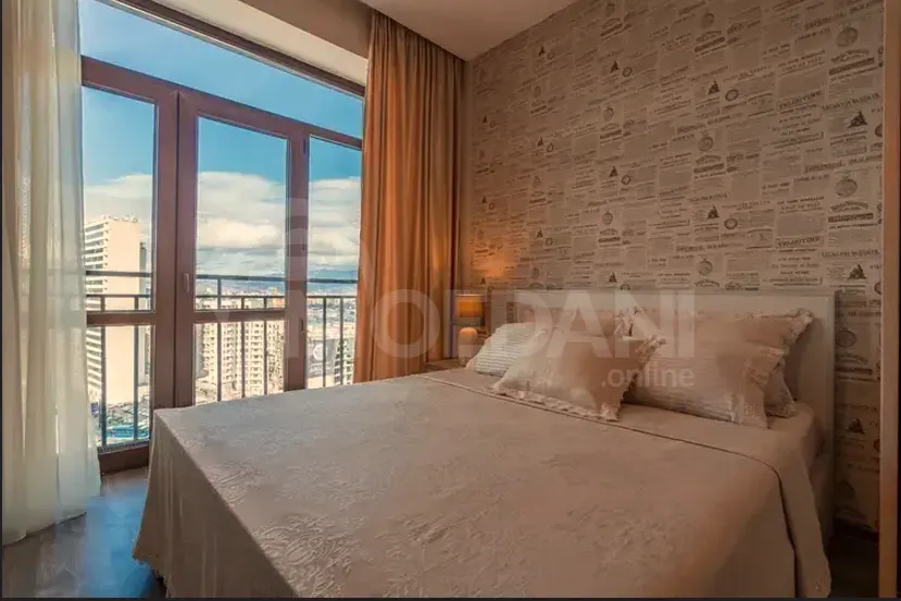 იყიდება 6 ოთახიანი ბინას 100მ² 14/25 სართ თბილისი - photo 1