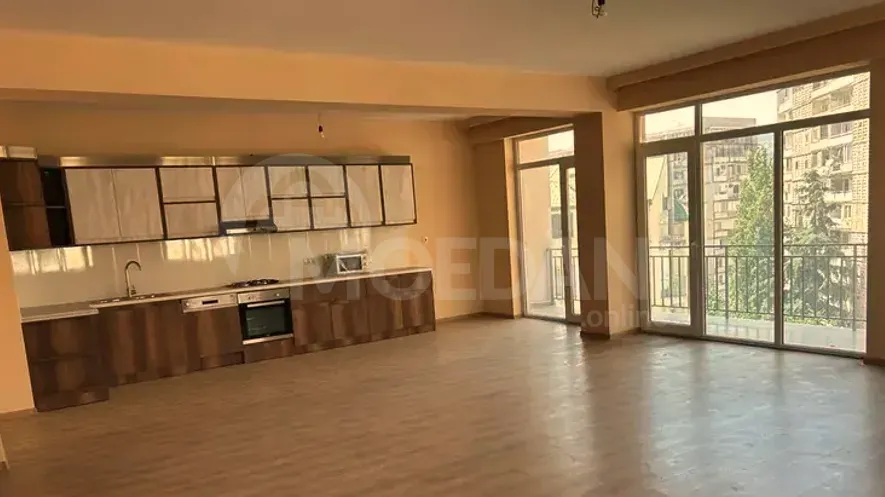 Продам 5-комн. квартиру 210м² 7/11 эт. Тбилиси - изображение 4