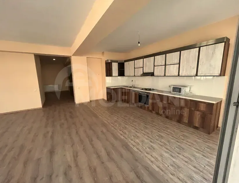 Продам 5-комн. квартиру 210м² 7/11 эт. Тбилиси - изображение 3