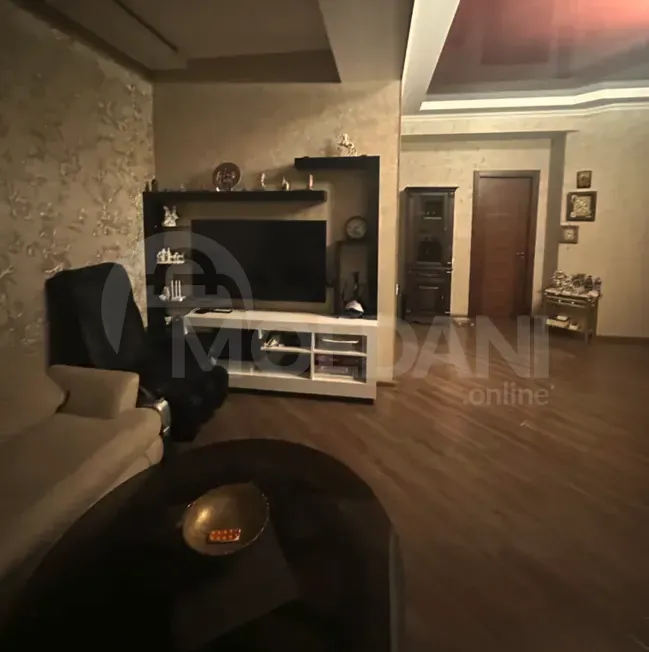 ქირავდება 3 ოთახიანი ბინა 85მ² 7/10 სართ თბილისი - photo 2