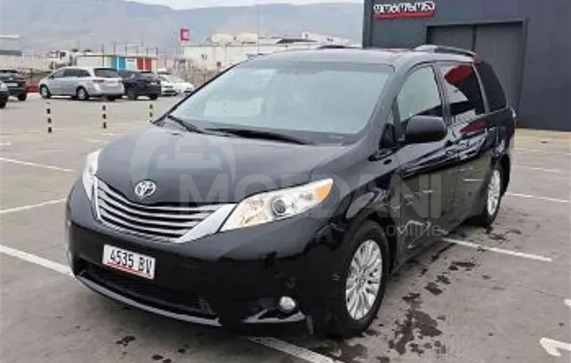 Toyota Sienna 3.5L 2017 თბილისი - photo 1