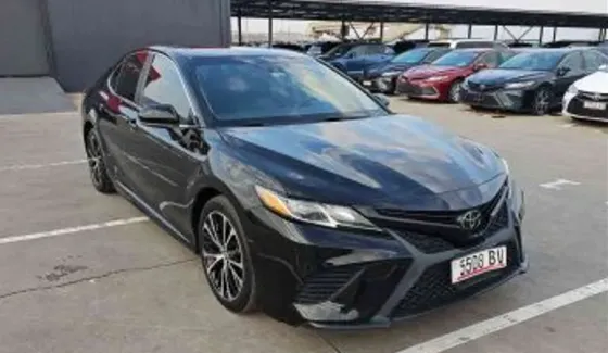 Toyota Camry 2018 თბილისი