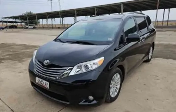 Toyota Sienna 2016 თბილისი