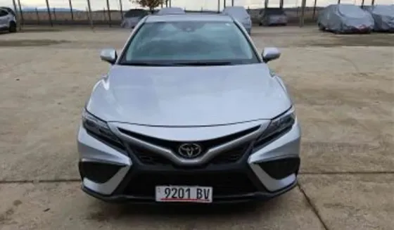 Toyota Camry 2023 Тбилиси