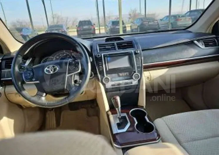 Toyota Camry 2.5L 2014 Тбилиси - изображение 4