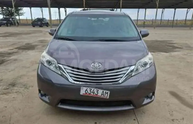 Toyota Sienna 3.5L 2015 Tbilisi - photo 1
