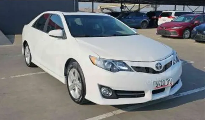 Toyota Camry 2014 Тбилиси - изображение 5