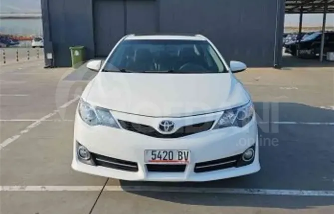 Toyota Camry 2014 Тбилиси - изображение 1