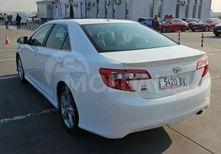 Toyota Camry 2.5L 2014 Тбилиси - изображение 3