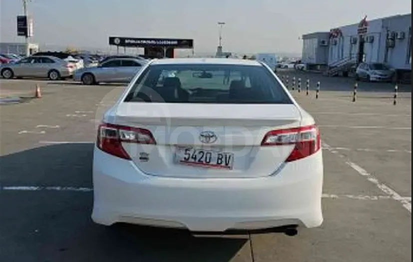 Toyota Camry 2.5L 2014 Тбилиси - изображение 7