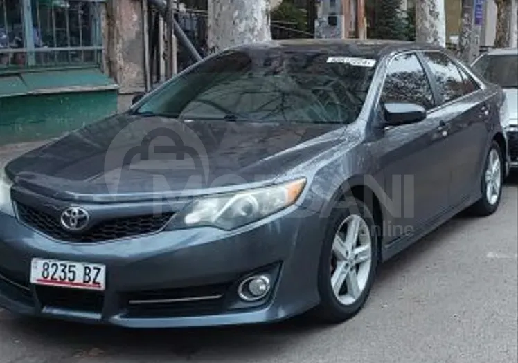 Toyota Camry 2.5L 2014 Тбилиси - изображение 1