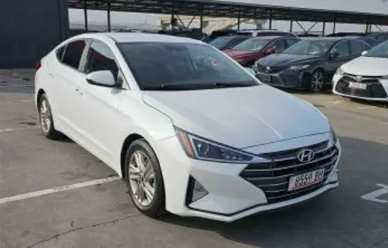 Hyundai Elantra 2019 თბილისი