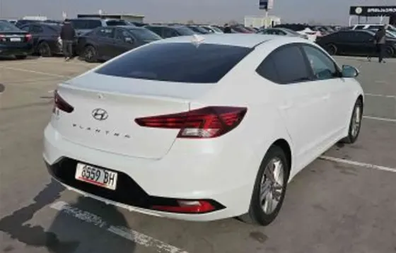 Hyundai Elantra 2019 თბილისი