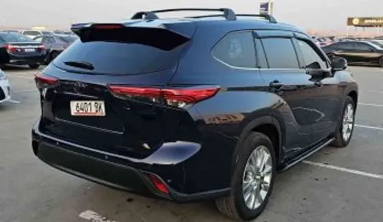 Toyota Highlander 2022 Tbilisi