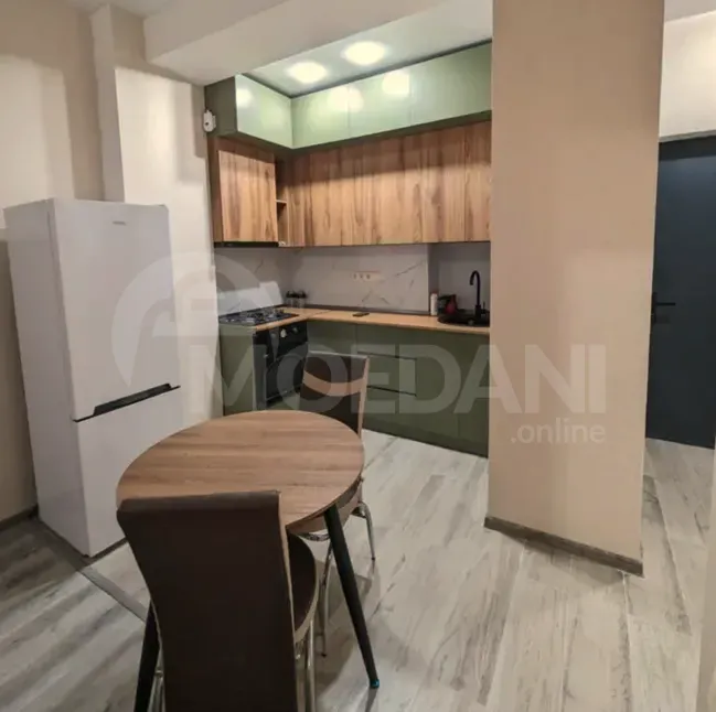 ქირავდება 2 ოთახიანი ბინა 50მ² 5/15 სართ თბილისი - photo 3