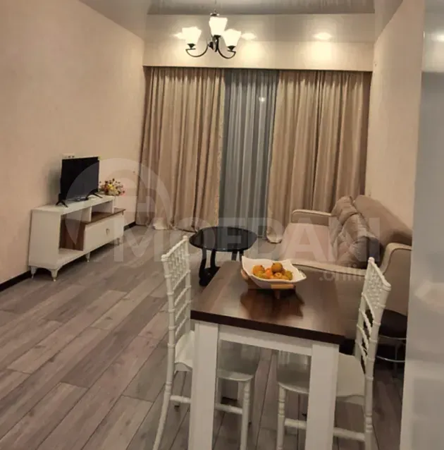 ქირავდება 2 ოთახიანი ბინა 55მ² 4/10 სართ თბილისი - photo 1