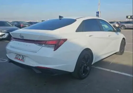 Hyundai Elantra 2021 თბილისი