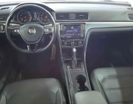 Volkswagen Passat 2 2018 Tbilisi