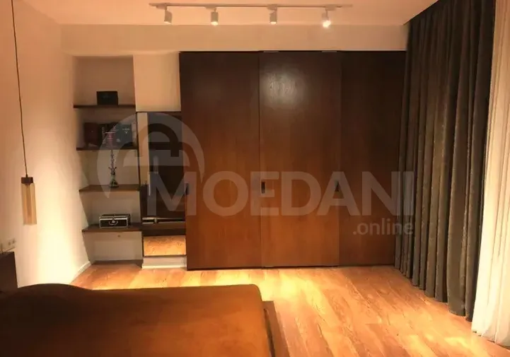 ქირავდება 5 ოთახიანი ბინა 20მ² 4/13 სართ თბილისი - photo 5