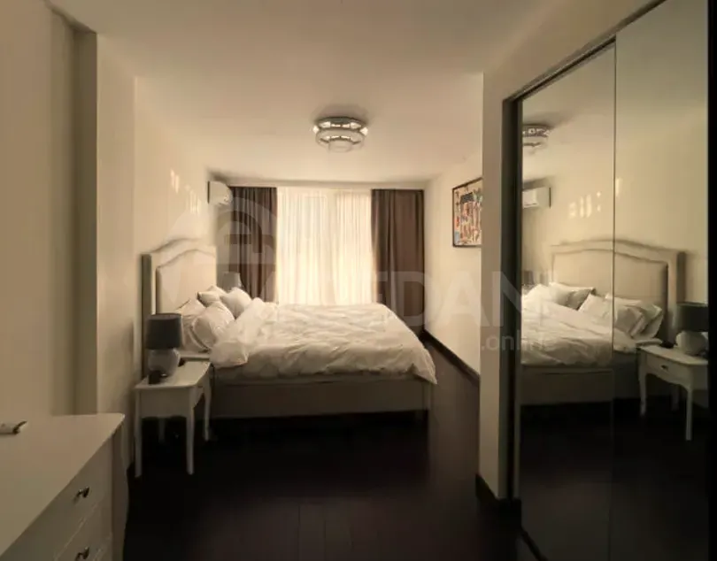 ქირავდება 5 ოთახიანი ბინა 170მ² 13/14 სართ თბილისი - photo 7