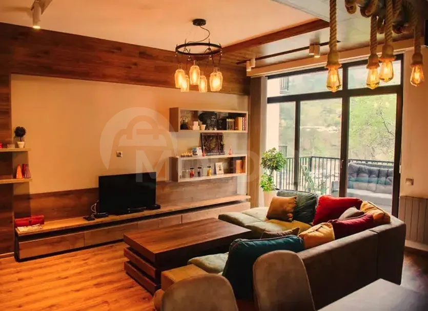 ქირავდება 3 ოთახიანი ბინა 120მ² 5/10 სართ თბილისი - photo 1