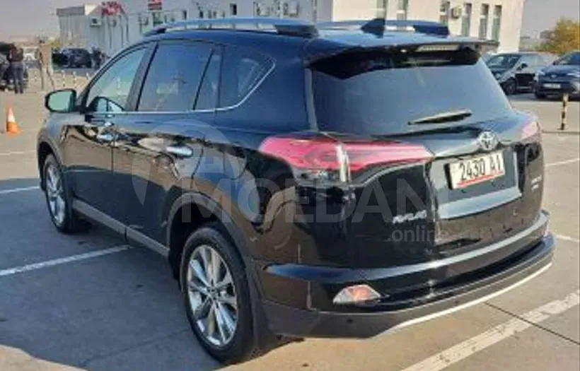 Toyota RAV4 2.5L 2017 Тбилиси - изображение 3