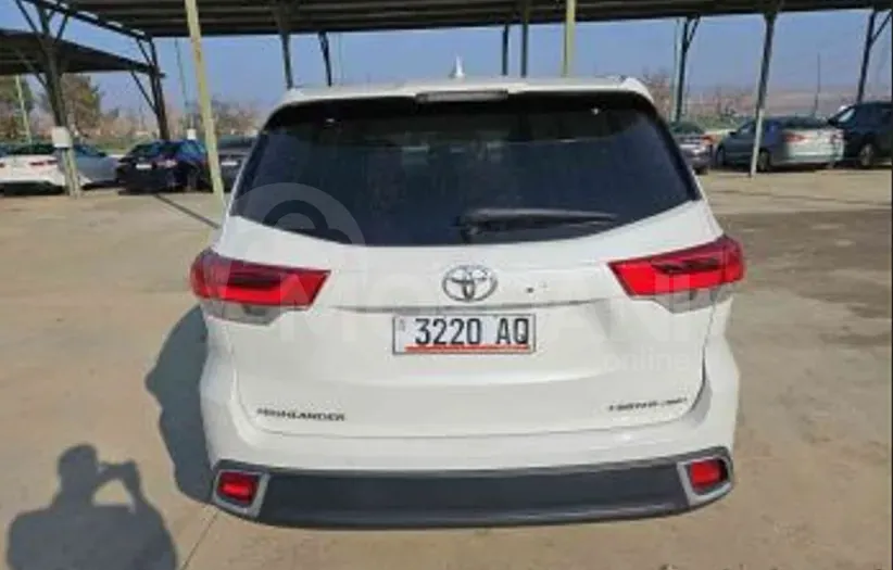 Toyota Highlander 3.5L 2017 თბილისი - photo 3