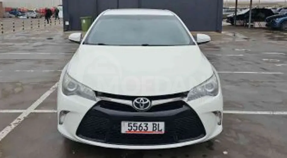 Toyota Camry 2.5L 2016 Тбилиси - изображение 1
