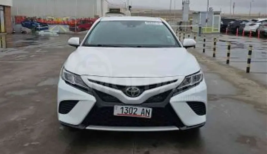 Toyota Camry 2.5L 2019 Тбилиси - изображение 1