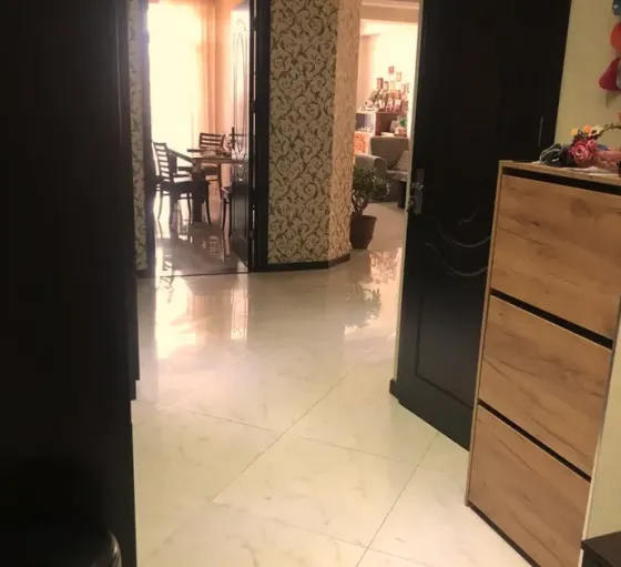 Продам 4-комн. квартиру 140м² 10/12 эт. Тбилиси