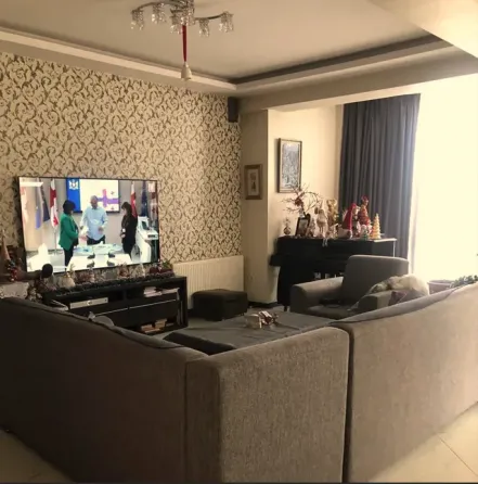 Продам 4-комн. квартиру 140м² 10/12 эт. Тбилиси