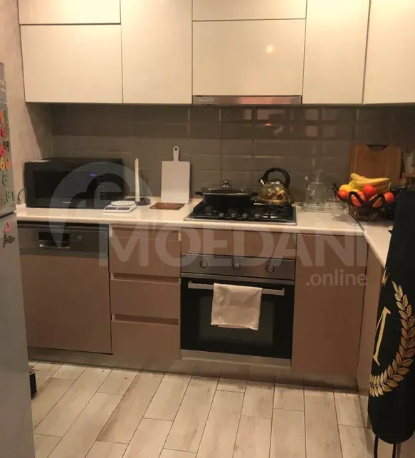 Продам 5-комн. квартиру 121м² 2/5 эт. Тбилиси - изображение 3