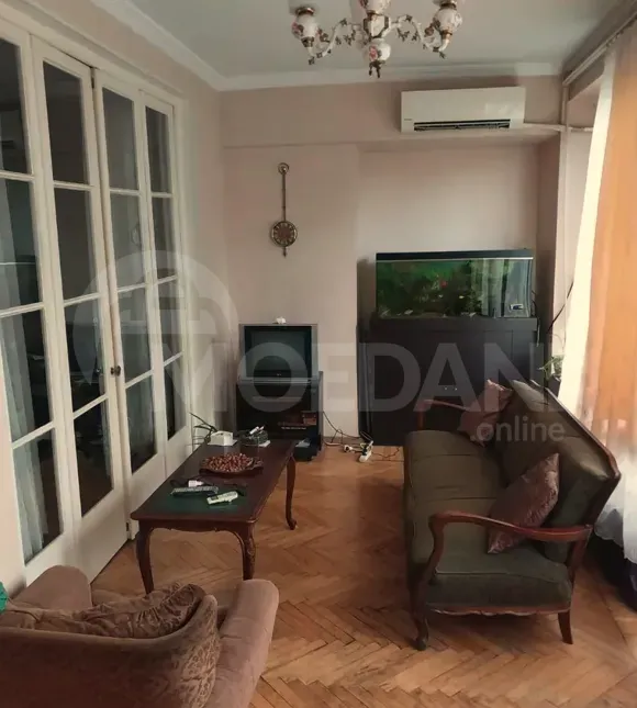 Продам 4-комн. квартиру 140м² 3/10 эт. Тбилиси - изображение 2