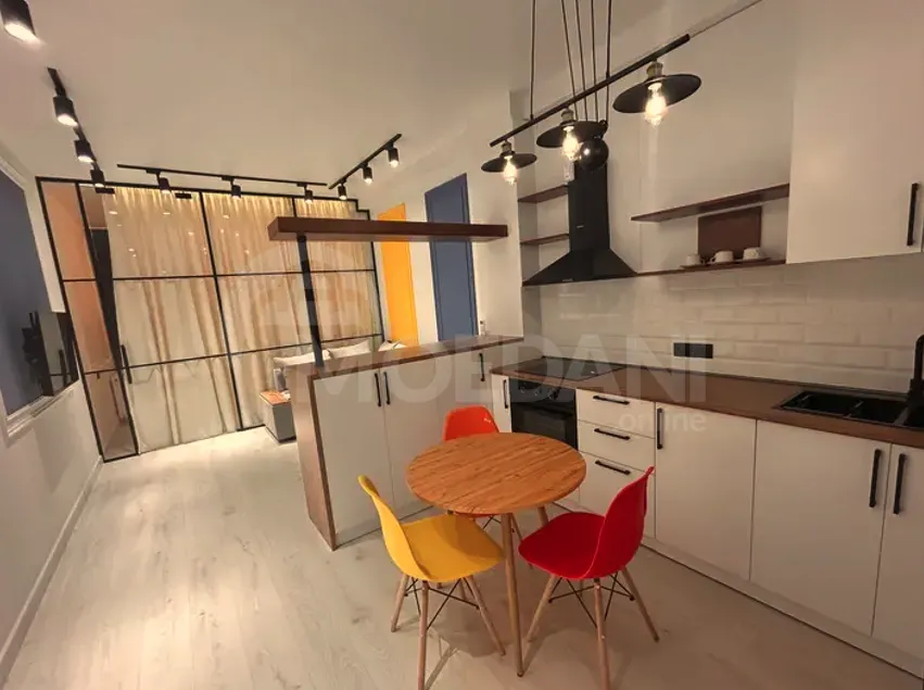 იყიდება 2 ოთახიანი ბინას 46მ² 11/16 სართ თბილისი - photo 2