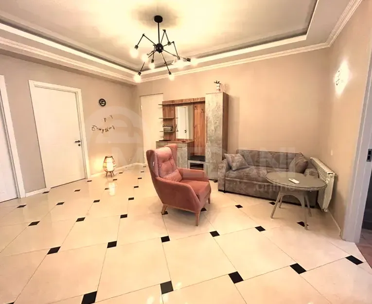 იყიდება 4 ოთახიანი ბინას 110მ² 4/4 სართ თბილისი - photo 4