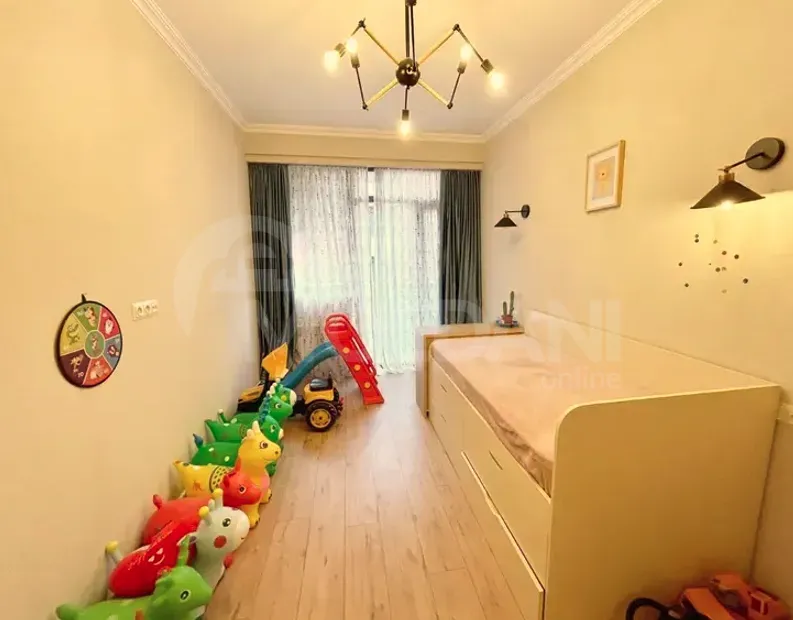 იყიდება 4 ოთახიანი ბინას 110მ² 4/4 სართ თბილისი - photo 10