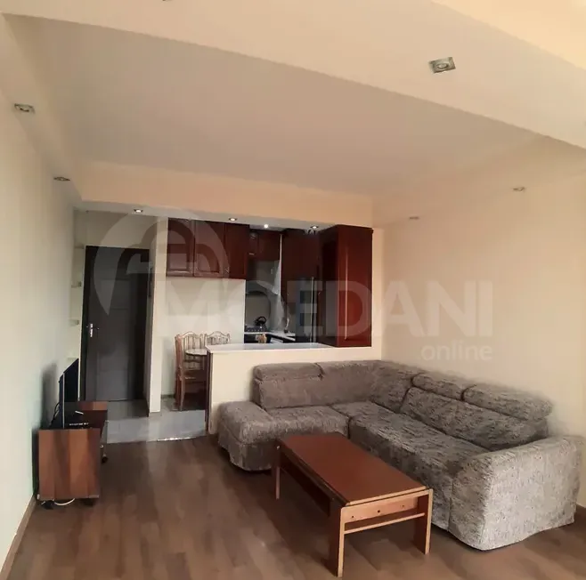 ქირავდება 3 ოთახიანი ბინა 67მ² 5/13 სართ თბილისი - photo 1