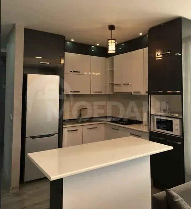 იყიდება 3 ოთახიანი ბინას 105მ² 21/24 სართ თბილისი - photo 2