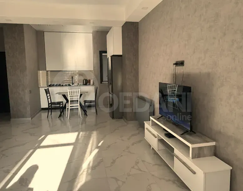 ქირავდება 2 ოთახიანი ბინა 58მ² 3/3 სართ თბილისი - photo 3