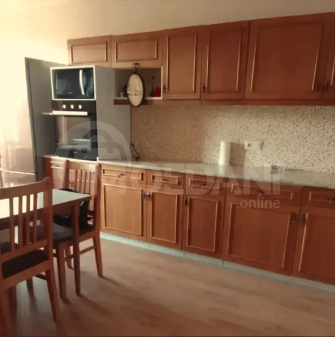 ქირავდება 6 ოთახიანი ბინა 190მ² 8/8 სართ თბილისი - photo 2