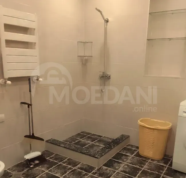 ქირავდება 6 ოთახიანი ბინა 190მ² 8/8 სართ თბილისი - photo 12