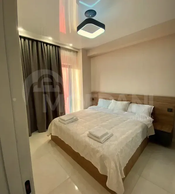 იყიდება 2 ოთახიანი ბინას 300მ² 6/15 სართ თბილისი - photo 5